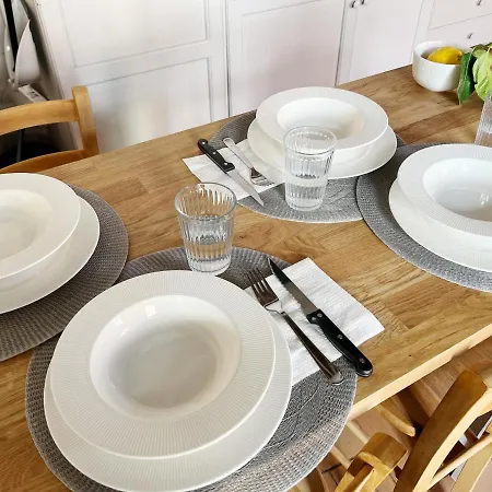 Lovely Nest In Centro شقة *