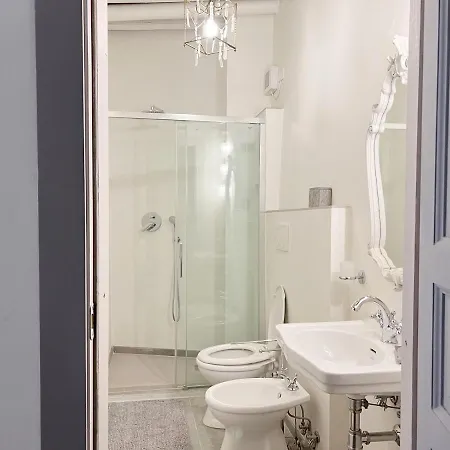 Lovely Nest In Centro * Πάρμα