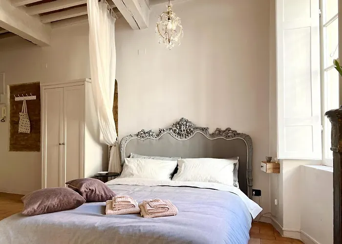 Lovely Nest In Centro Apartman *